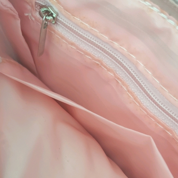 OMG!Accessories Cross-body Purse NWT - Picture 4 of 9